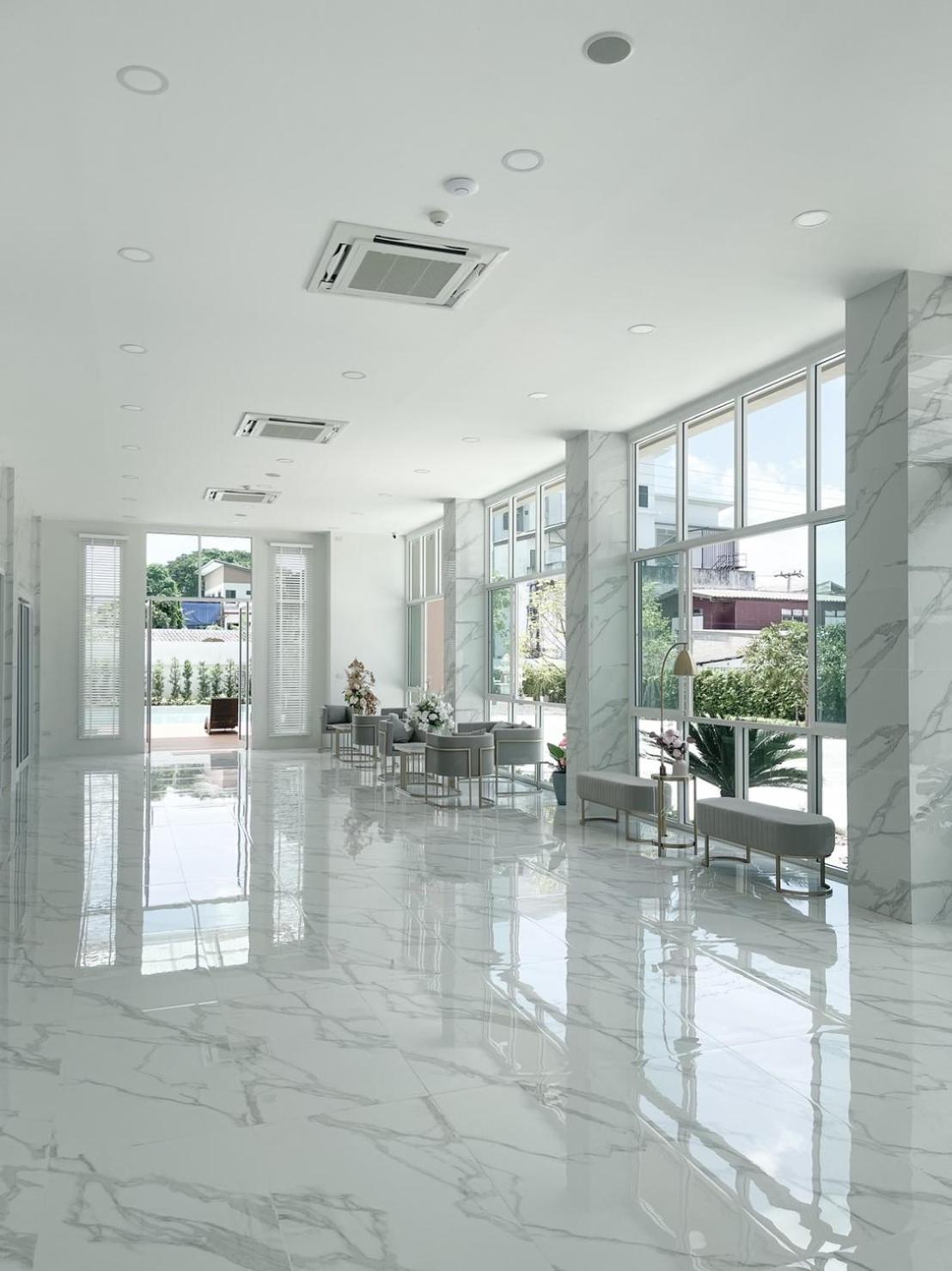 Hotel Agnes Buriram Esterno foto